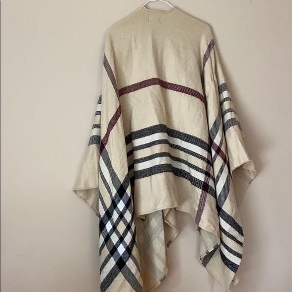 Autumn poncho - Picture 2 of 3